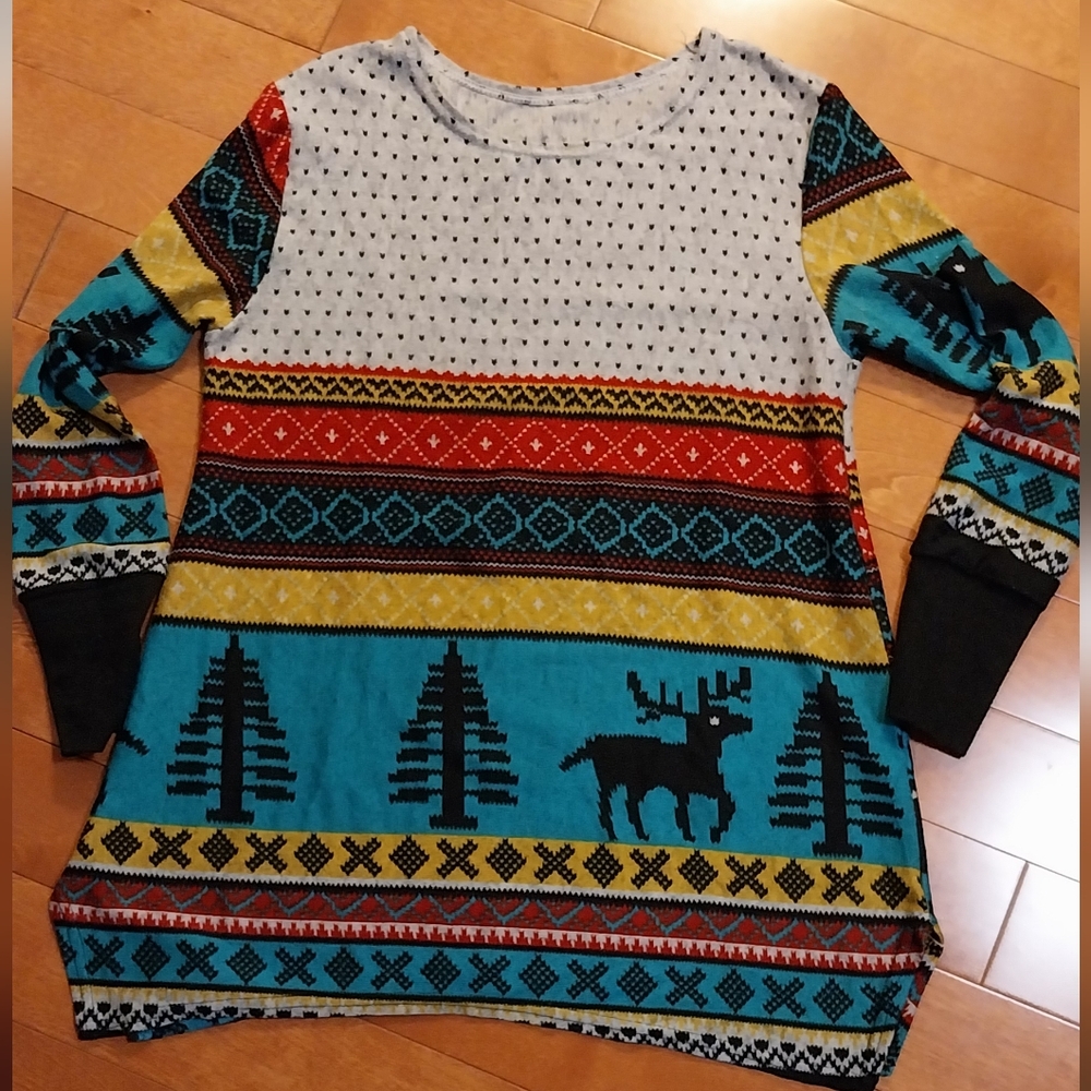 Colorful Reindeer Pattern Sweater
